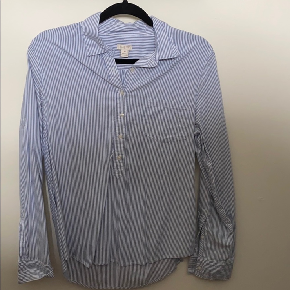 J. Crew pull-over Seersucker Top in light blue